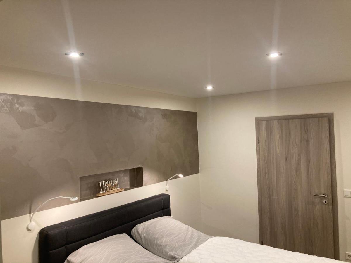 Ferienwohnung Am Saarweg Мерціґ Екстер'єр фото
