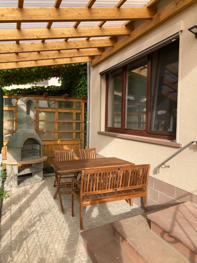 Ferienwohnung Am Saarweg Мерціґ Екстер'єр фото
